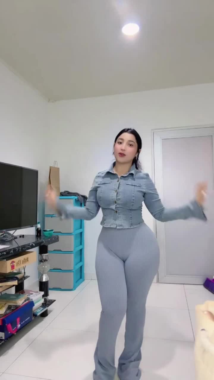 dazzlingbarbie412 - Video 27